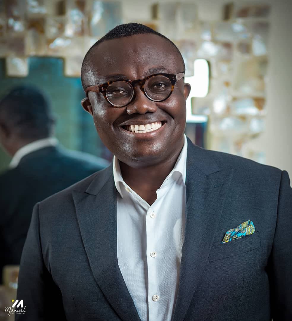 Nat Kwabena Adisi (Bola Ray)